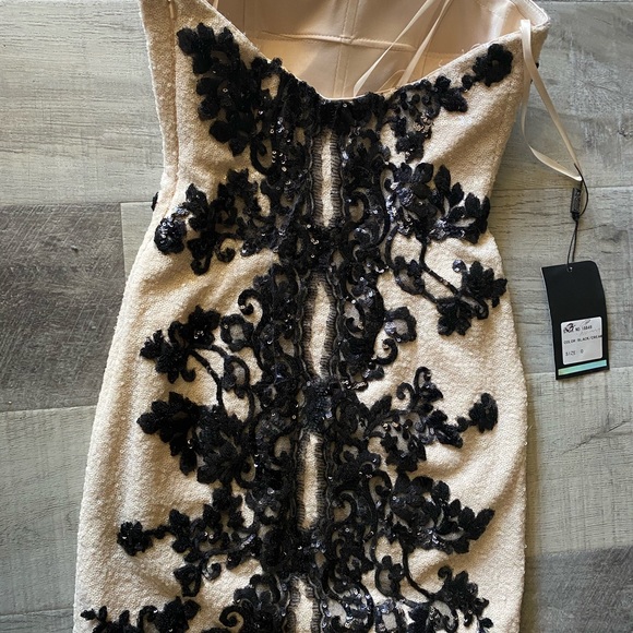 Sequin dress 👗 - Picture 2 of 2